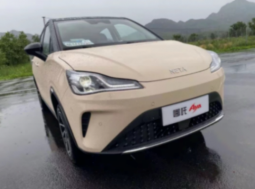 哪吒5月售10113臺(tái),環(huán)比上漲12.2%,同環(huán)比下滑22.4%