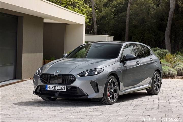 極速250km/h,中期改款寶馬1系官圖發(fā)布,內(nèi)外大變樣