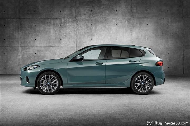 極速250km/h,中期改款寶馬1系官圖發(fā)布,內(nèi)外大變樣