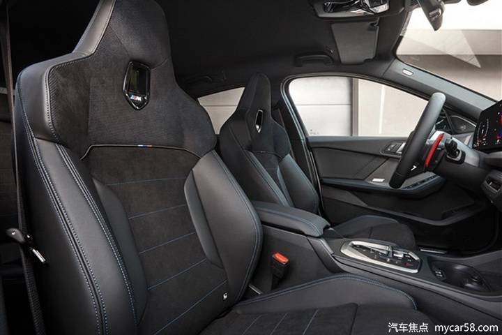 極速250km/h,中期改款寶馬1系官圖發(fā)布,內(nèi)外大變樣