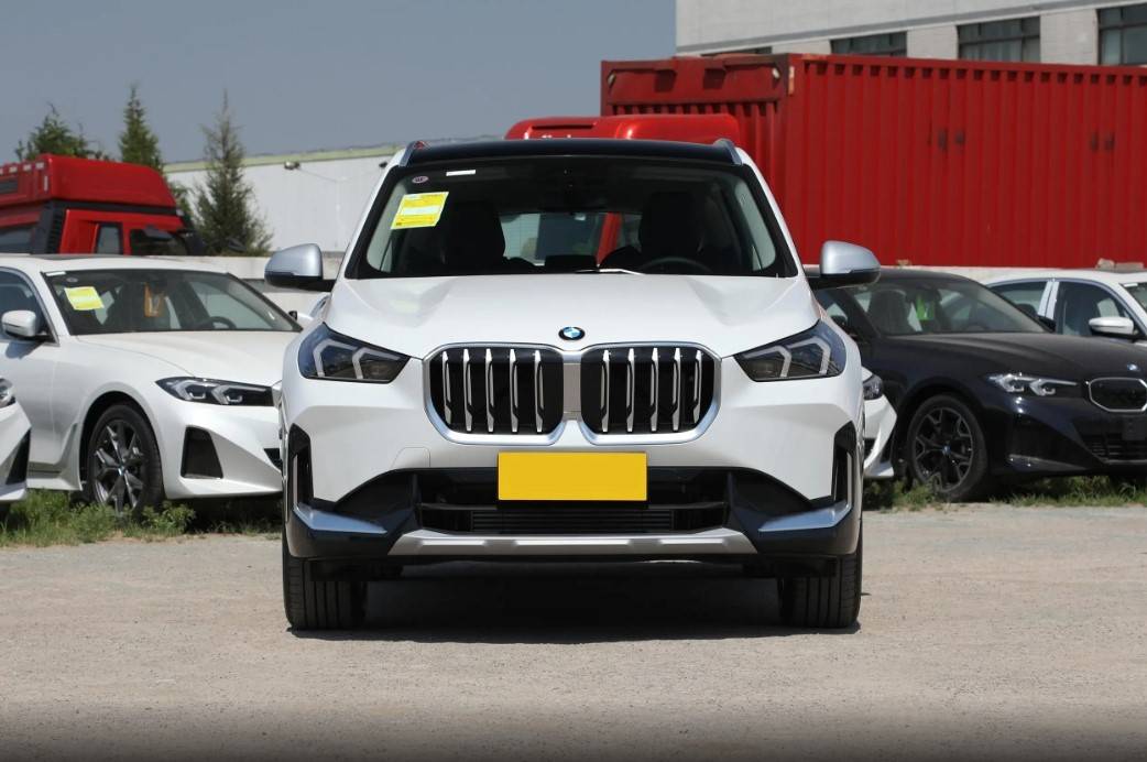 同為豪華入門級SUV,寶馬X1對比奧迪Q3,20萬預算該選誰?