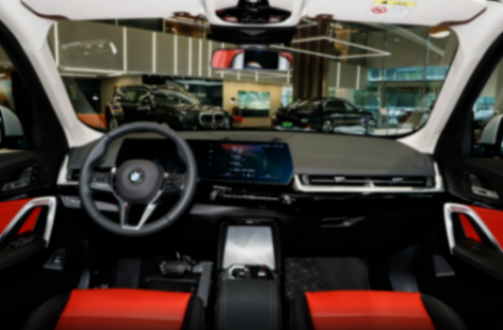 同為豪華入門級SUV,寶馬X1對比奧迪Q3,20萬預算該選誰?