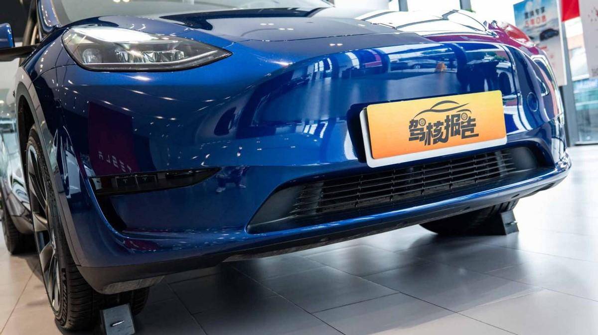 全新問界M5與特斯拉Model Y,誰將引領電動SUV新潮流?