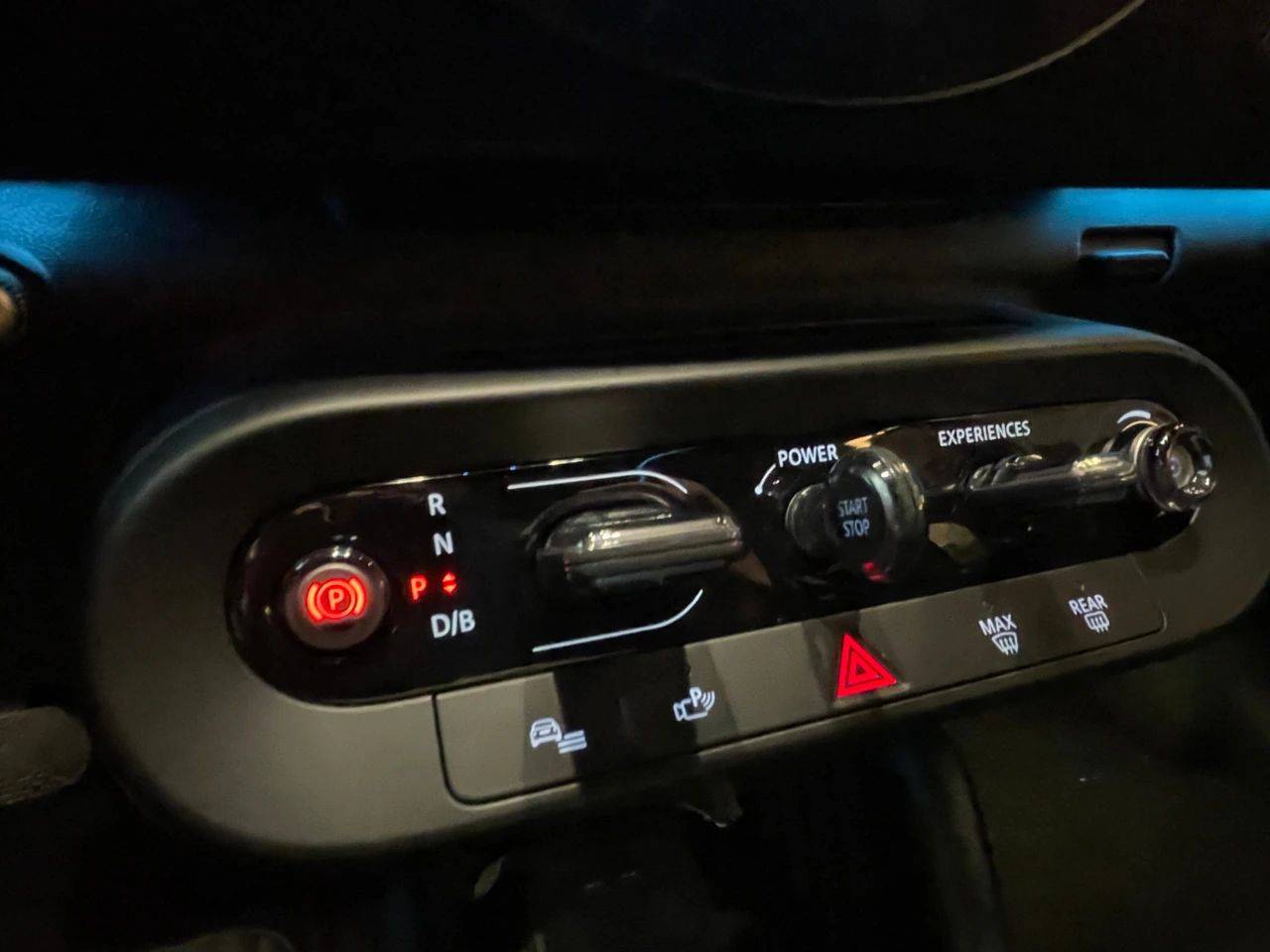 實(shí)拍純電動(dòng)MINI COOPER SE:什么是經(jīng)典的有效傳承?這就是