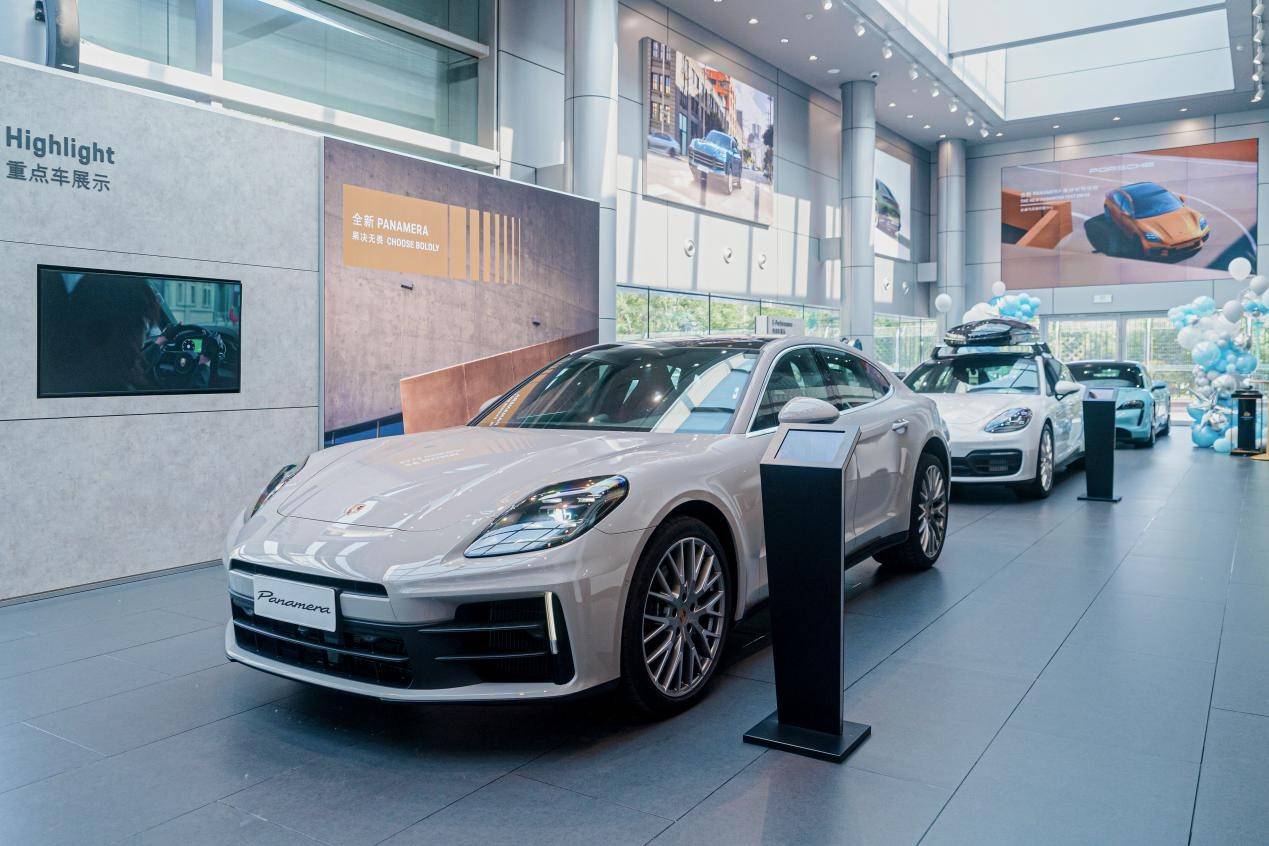 全新 Panamera 亮相長春汽開保時捷中心,誠邀深度試駕體驗
