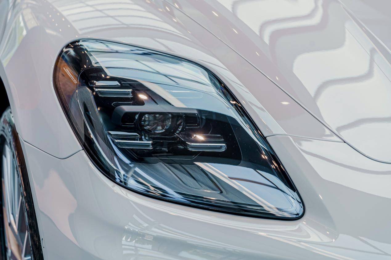 全新 Panamera 亮相長春汽開保時捷中心,誠邀深度試駕體驗