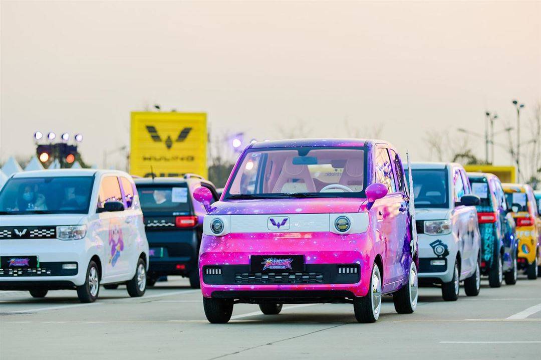 神車五菱,被困“性價比”