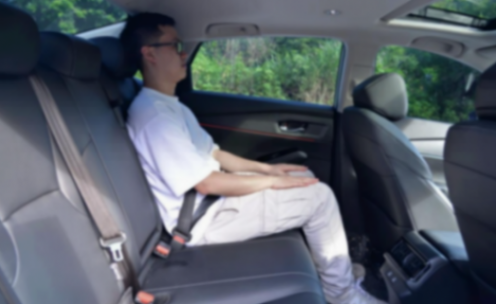 本田英仕派對比豐田凱美瑞,20萬級合資中型車,誰更值得選擇?