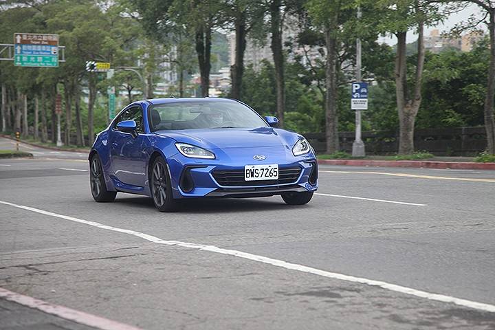 還是手動帶勁,試駕2024款斯巴魯BRZ