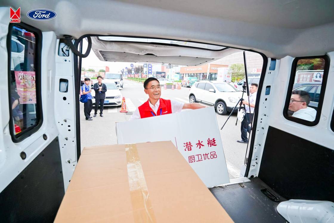 百公里油耗6L,2024江鈴福順節油大賽成都站復賽詮釋真省油輕客。