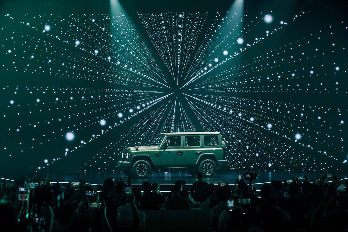 從“經典越野車型”向“全新越野品牌”邁進 212越野車來了!