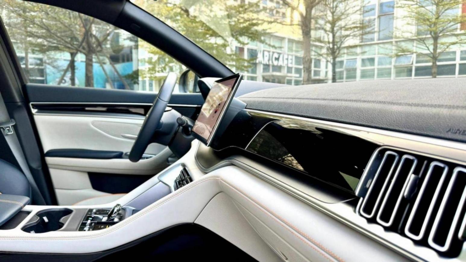 誰才是10萬級混動SUV實力標桿?榮威D5X DMH對比宋Plus DM-i