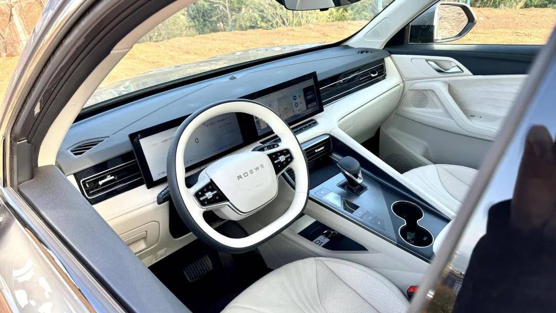 誰才是10萬級混動SUV實力標桿?榮威D5X DMH對比宋Plus DM-i