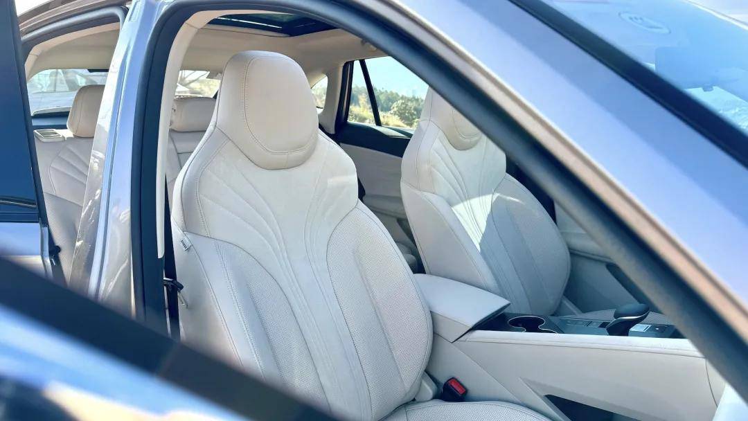 誰才是10萬級混動SUV實力標桿?榮威D5X DMH對比宋Plus DM-i