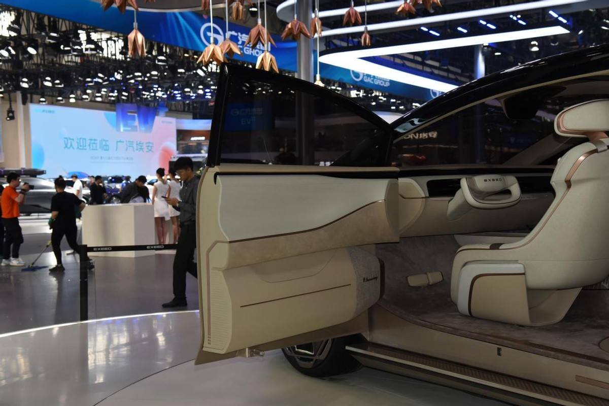 奇 瑞入局MPV市場,全新星途E08曝光,一體化車身+一體化座椅