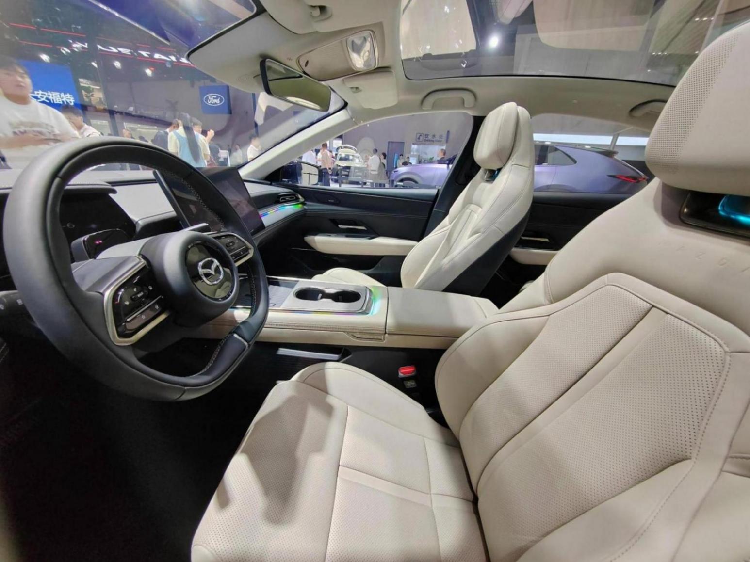 絕不“千人一面”,電動(dòng)化時(shí)代的馬自達(dá),EZ-6依然無(wú)法被模仿