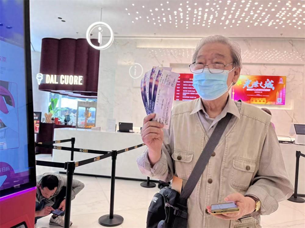 上海國際影視節(jié)中午開票:第一波快樂,是搶票給的