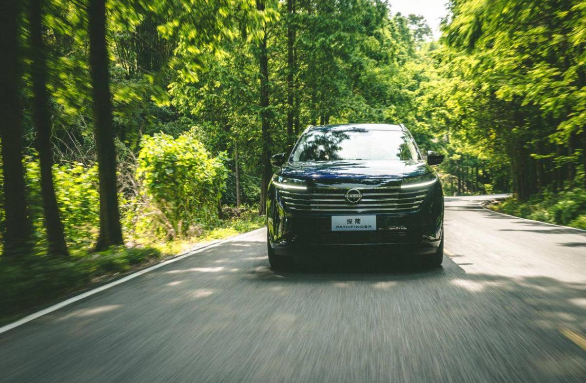 東風日產探陸硬剛漢蘭達,誰才是大空間SUV的上上選?