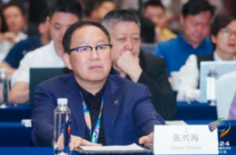 重慶論壇大佬眾生相:王傳福淡然,李書福內(nèi)涵,曾慶洪焦躁!