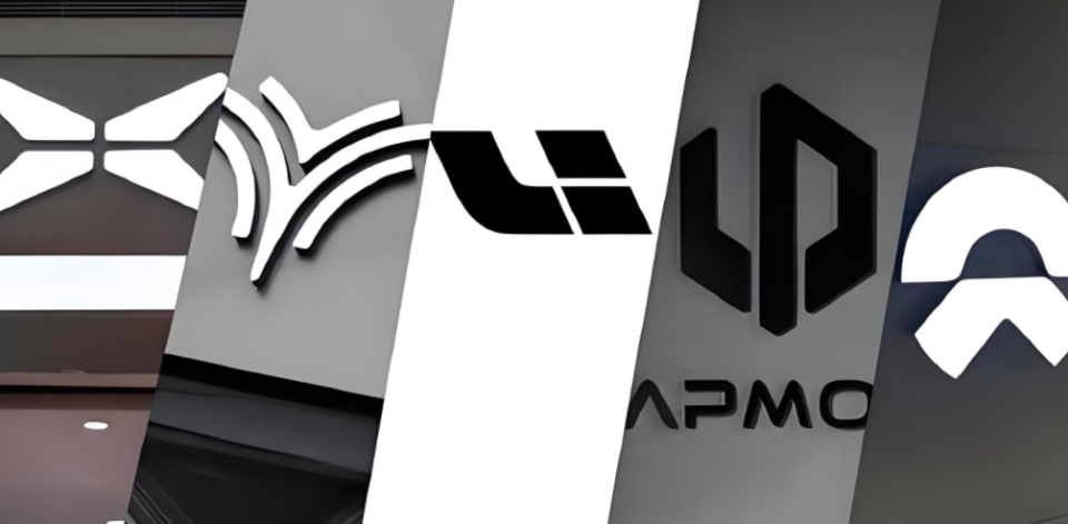 重慶論壇大佬眾生相:王傳福淡然,李書福內(nèi)涵,曾慶洪焦躁!