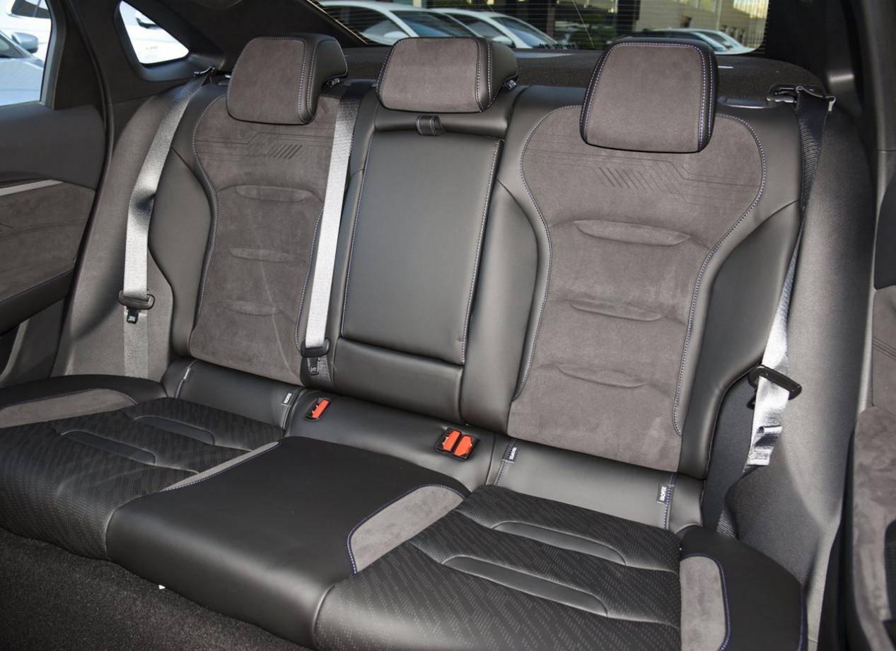 星瑞的銷量還能破萬,看來吉利的燃油技術是深得用戶的認可