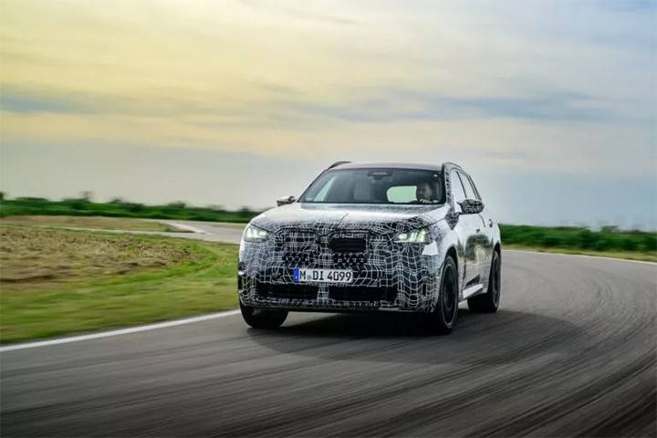 寶馬大改款X3外觀公開(kāi),這大鼻孔造型你如何判讀?