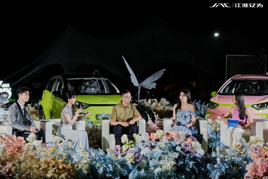 全球摯愛全球車!花仙子摯愛版正式上市,5.99萬元起