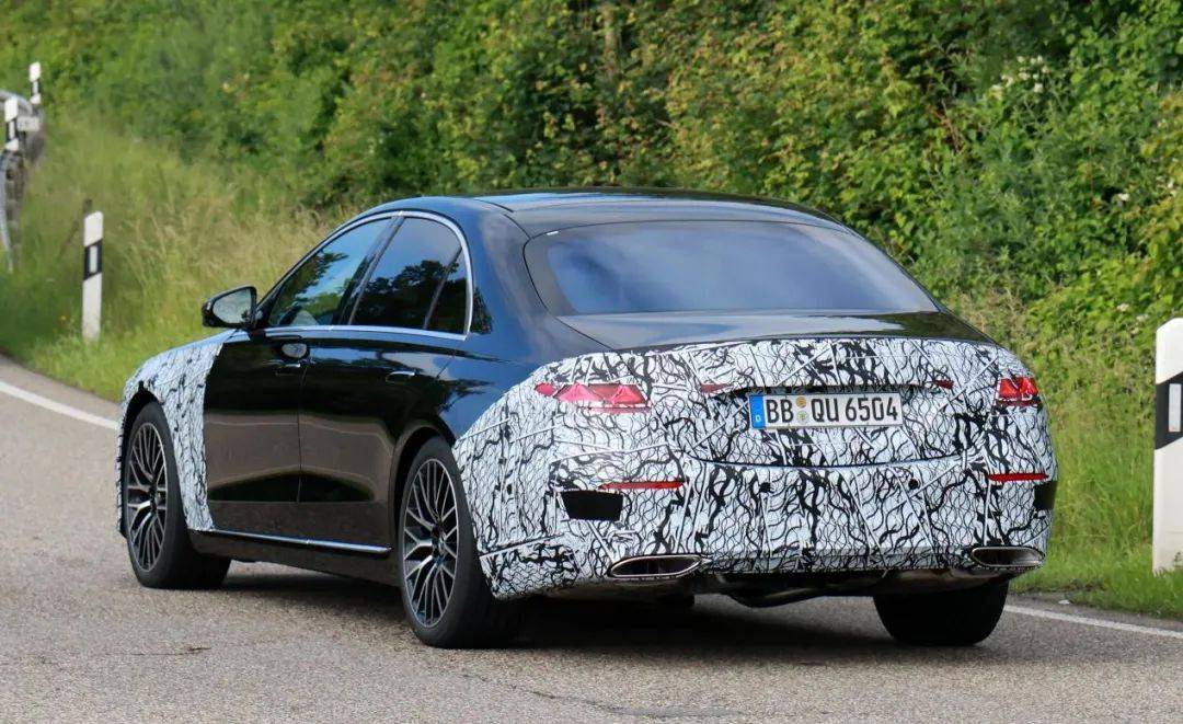 續寫油車故事,奔馳S級和AMG GLE再改款