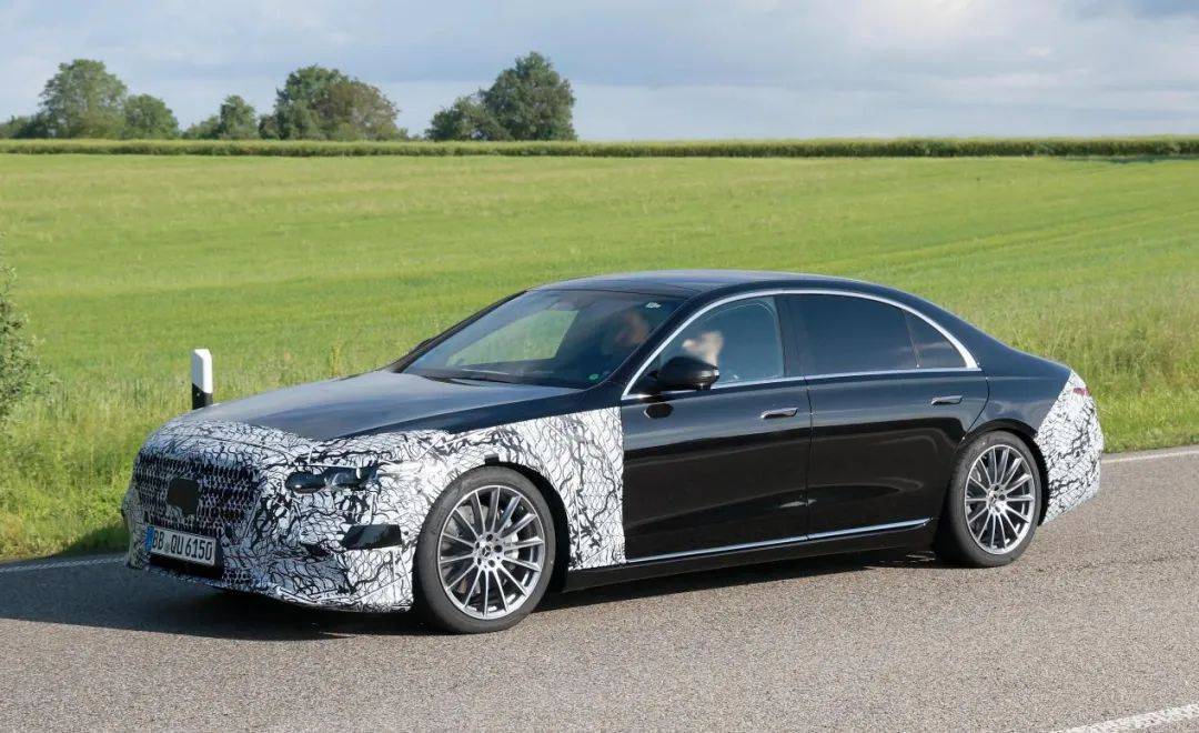 續寫油車故事,奔馳S級和AMG GLE再改款