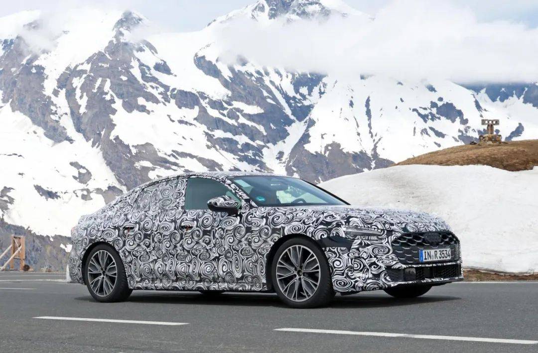 續寫油車故事,奔馳S級和AMG GLE再改款