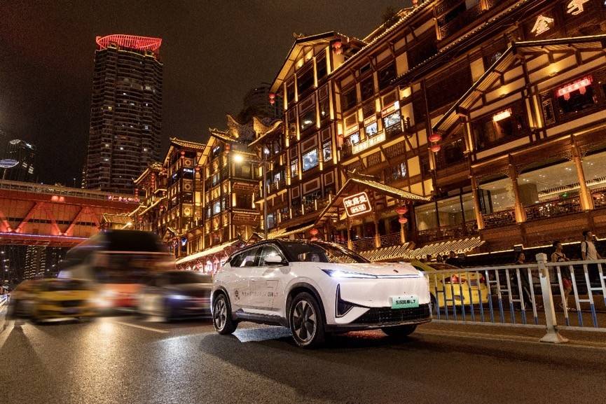 風神L7 西南區域上市暨首批用戶交付,有多少西南帥哥美女購買?