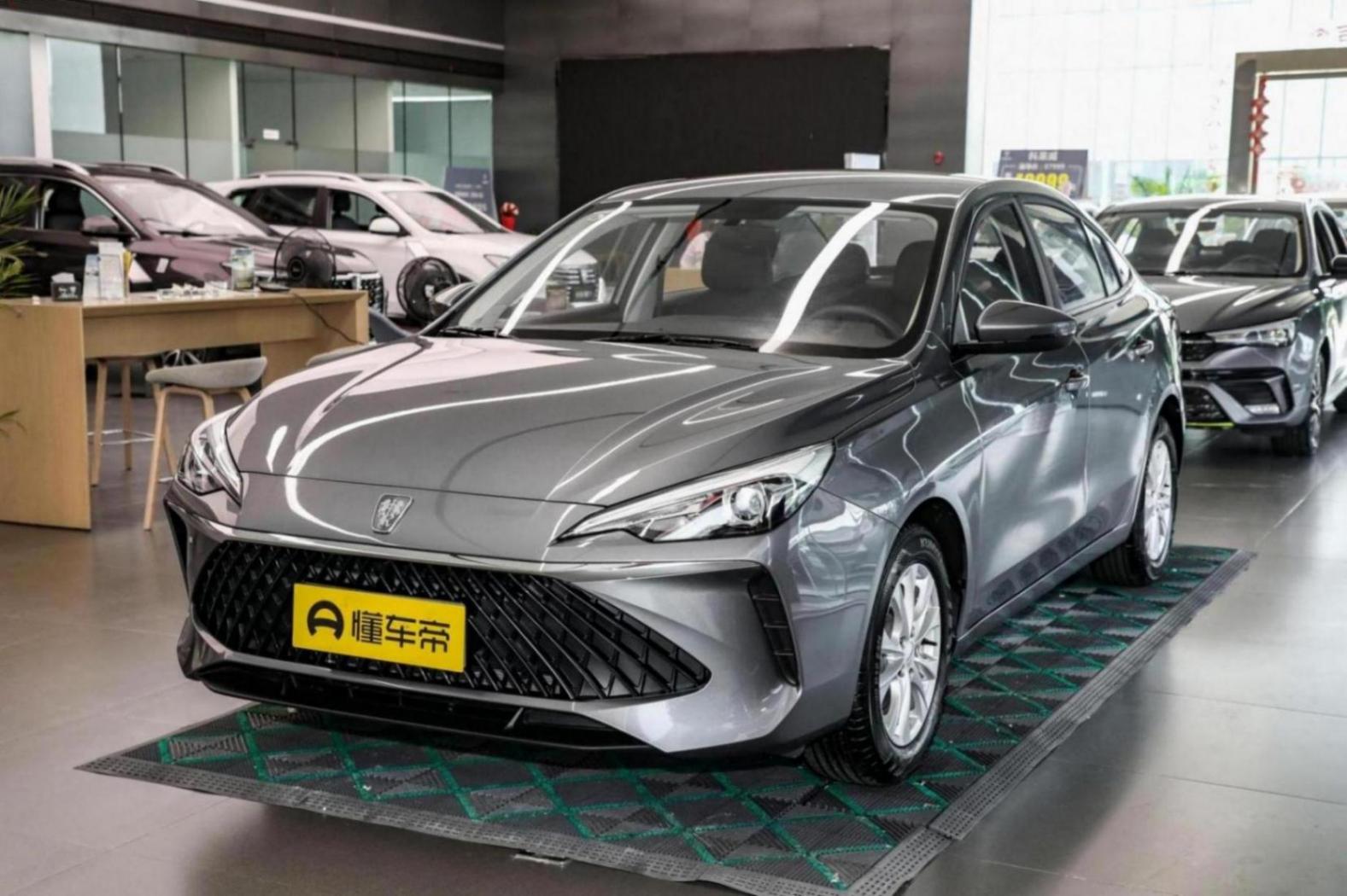 5-7萬元的國產轎車:吉利帝豪、艾瑞澤5、榮威i5,都有哪些優缺點