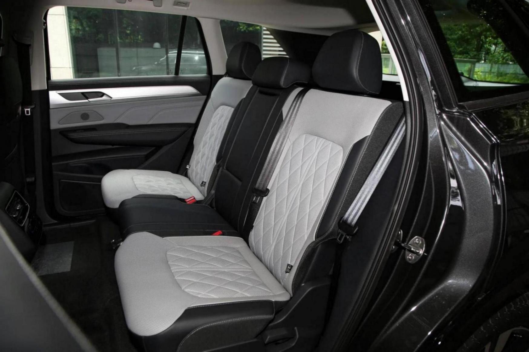 一汽大眾攬巡:外觀設(shè)計(jì)出眾,空間是真的大,值不值得入手?