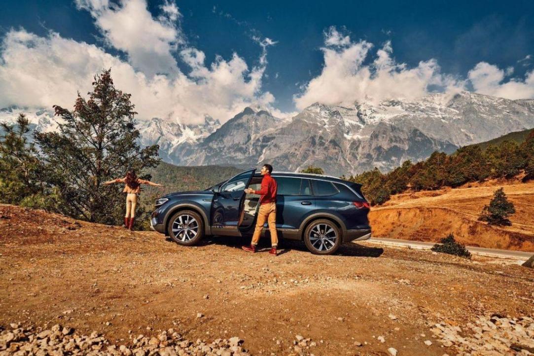 攬境眾享款官降至高4.3萬(wàn),3排大空間+V6動(dòng)力,誰(shuí)能比它更懂家?