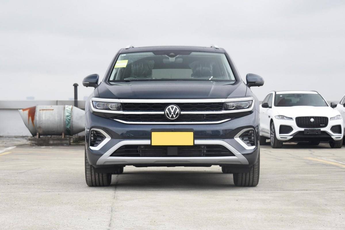 攬境眾享款官降至高4.3萬(wàn),3排大空間+V6動(dòng)力,誰(shuí)能比它更懂家?