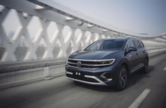 攬境眾享款官降至高4.3萬(wàn),3排大空間+V6動(dòng)力,誰(shuí)能比它更懂家?