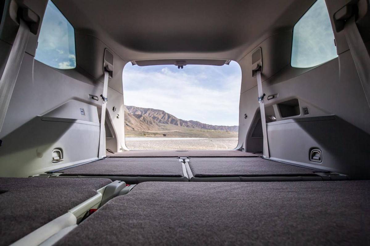 攬境眾享款官降至高4.3萬(wàn),3排大空間+V6動(dòng)力,誰(shuí)能比它更懂家?