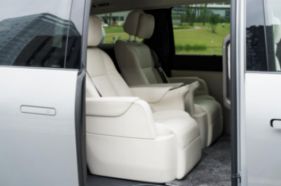 理想MEGA車主真實(shí)分享:兩月后的全家用車感受