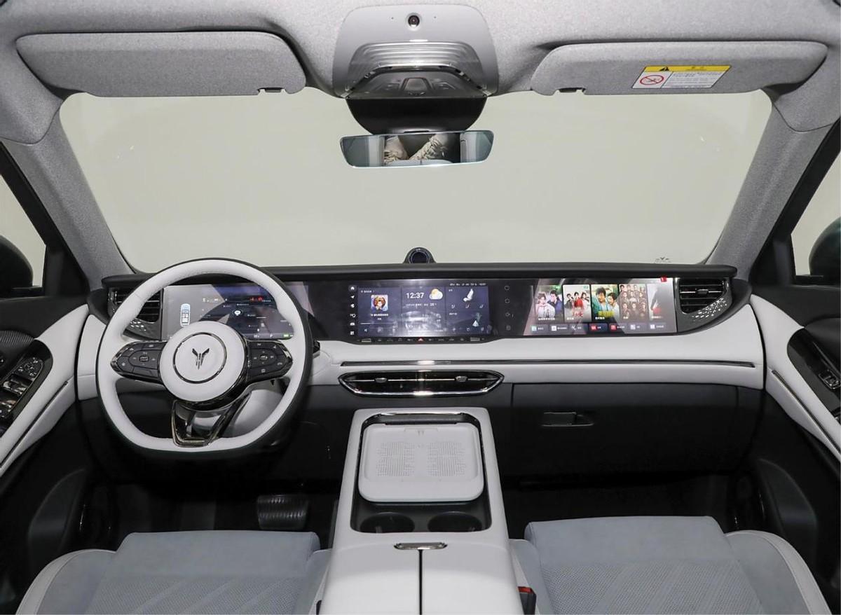 限時售21.99萬起,嵐圖FREE 318上市,大電池增程會成主流嗎?