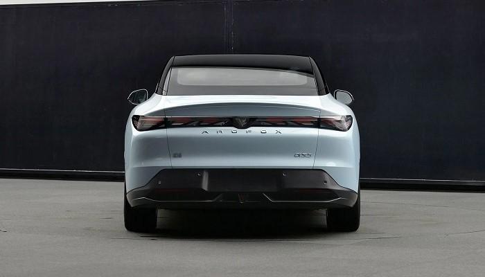 一周新車盤點|嵐圖FREE增加單電機版本 極狐第二款純電轎車阿爾法S5上市