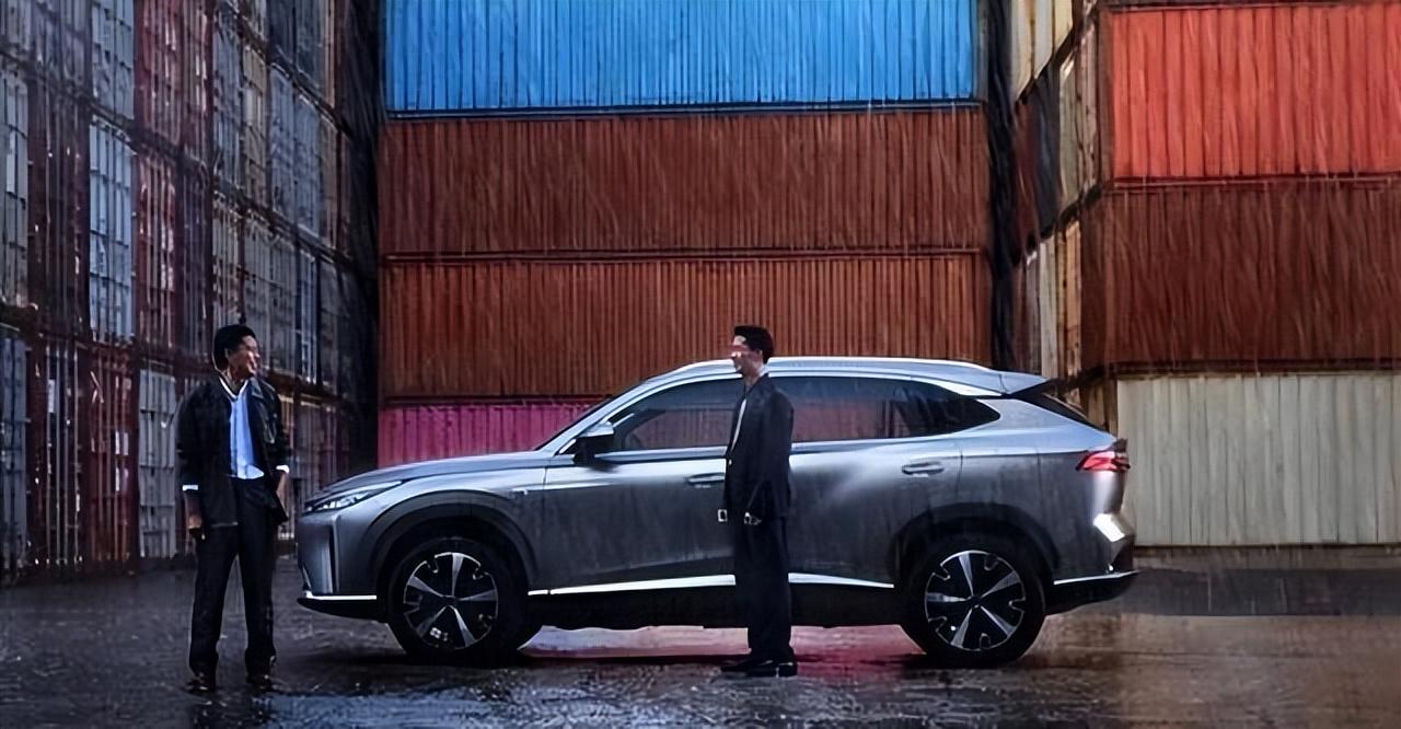 混動車型的新力量:榮威D5XDMH挑戰宋PLUSDM-i