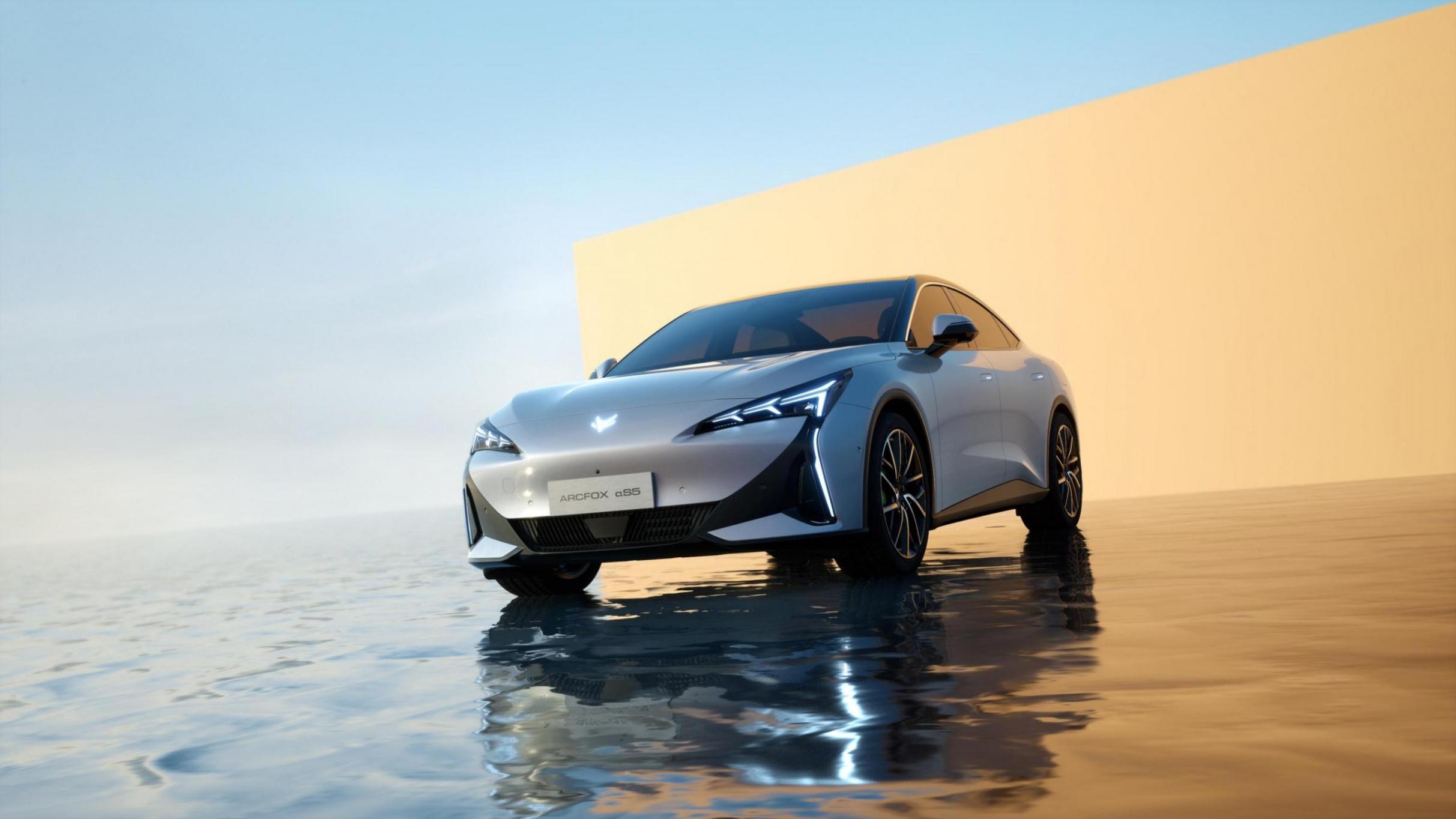 新增560MAX版,極狐阿爾法S5正式上市,限時(shí)15.18萬起售