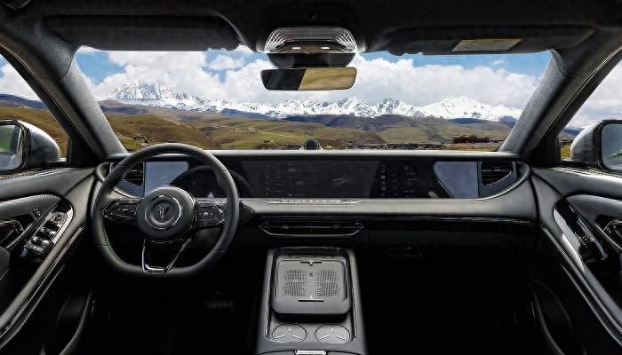 一周新車盤點|嵐圖FREE增加單電機版本 極狐第二款純電轎車阿爾法S5上市