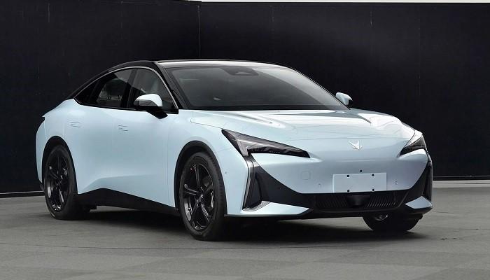 一周新車盤點|嵐圖FREE增加單電機版本 極狐第二款純電轎車阿爾法S5上市