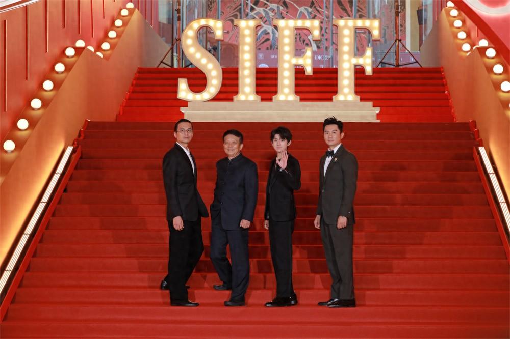 王源、李晨攜新片《盜火者》來襲