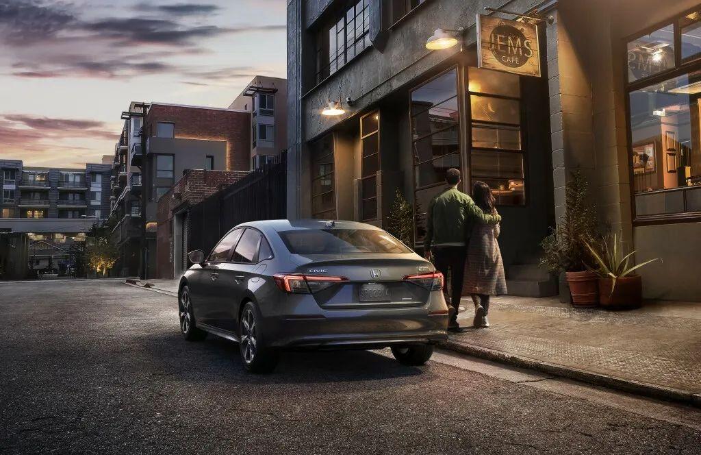 能國產嗎?全新寶馬1系、起亞入門SUV亮相,還有新款思域?