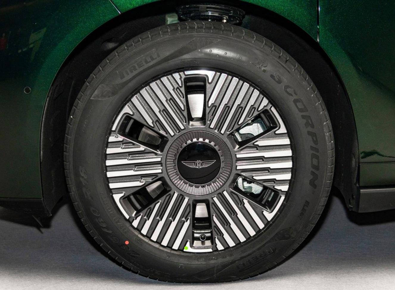 LEVC-L380將上市,車長超5米3,外觀驚艷,續航超800km充電0.5h