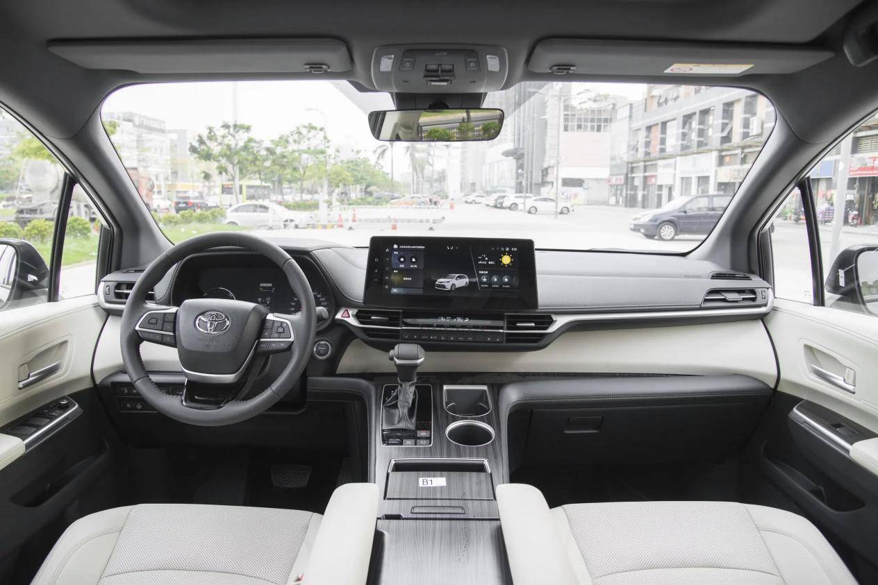 599b417cc376f12f1f3211a7e84ba5f3~2508x0