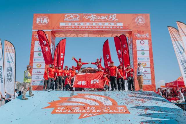 用心做好車!國內首創13個剛度環籠式車身,全新BJ40刀鋒英雄版