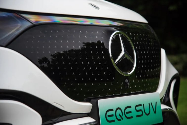 試駕奔馳的EQE純電SUV:豪華超越期待,科技注入情感